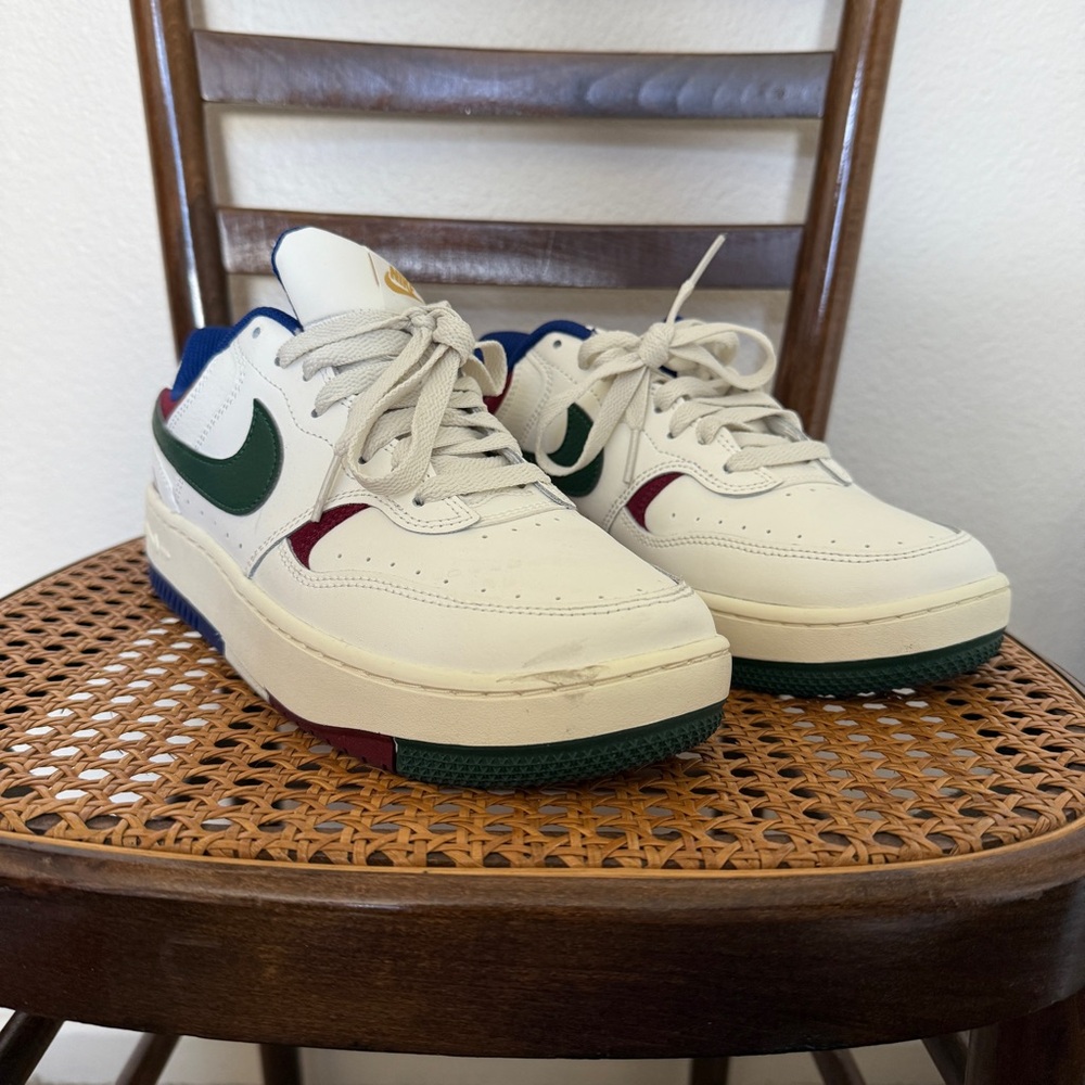 Nike Gamma Sneakers